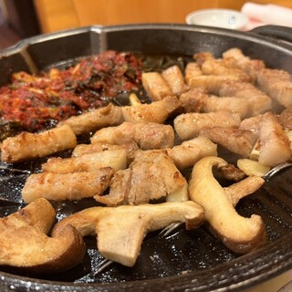 アジア・エスニック