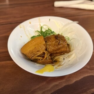 沖縄食市 RAYARD MIYASHITA PARK