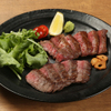 肉＆おでん 金沢風土研究所 - 料理写真:能登牛おまかせ２種盛り