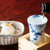 和楽庵 - ドリンク写真:日本酒を注いでいるところ