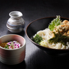 Gou Yashiki - 料理写真:季節のぶっかけうどん　　ちらし寿司付　１０５０円