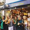 HOP STAND - 料理写真:店頭でも楽しめます！外国人も多数来店♪