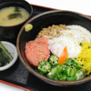 Kikyouya Kuromitsuan - 料理写真:メガ盛りばくだん丼　　　ごはん300ｇと大盛。あっさりしていて、ペロリといけちゃう。近日販売開始予定