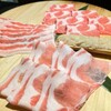 Hakata Shabushabu Irodori - 料理写真:鹿児島産黒豚ロース、肩ロース、カルビ3種盛り