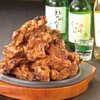 韓国屋台 豚大門市場 - 料理写真:韓国焼酎と一緒にトゥンカルビもどうぞ！