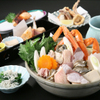 Echigoya - 料理写真:冬の魚貝を盛り込んだ特製寄鍋コースは4000円、5000円。＋2000円で飲み放題がつけられます！！