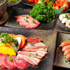 炭火焼肉 牛族 - メイン写真: