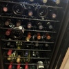 Rico - ドリンク写真:ワインセラーには各国のたくさんのワインが