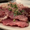 肉や 恵比寿 まる福 - メイン写真: