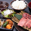 焼肉 ホルモン 牛真 - メイン写真: