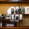 大衆酒場　匠 - ドリンク写真:お酒棚（プレミアム地酒など色々あります!）