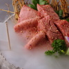 Ushio To - 料理写真:特選タン塩（写真はハーフ）タンの厚さは厚切り・薄切り・ハーフとの3種類からお選び頂けます