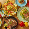 TEX MEX DINER バーボンハウス - ドリンク写真:肉とアボカド