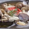 Kuroshio - 料理写真:金目鯛とキノコのちり蒸し　1575円