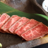 Wagyuu Yakiniku Bassare - 料理写真:牛とろ炙り焼きは他の肉にはない当店自慢の一品！あっさり醤油とわさびをそえてさっぱりとどうぞ。