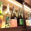 おでんや 三徳六味 - ドリンク写真:日本酒ショーケース　常時30種類以上の日本酒が入ってます