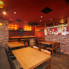 たこスタ - メイン写真:テーブル席