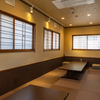 Cafe&Dining Bar Oharu - 内観写真:穏やかな気分にさせてくれる、落ち着きのある畳の空間