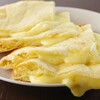 マカル - 料理写真:とろーりトロけるチーズナンは絶品です♪