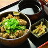 長州屋瓦 湯田店 - N1冠軍三年連續獲勝的名物「圓圓丼」