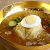 大阪焼肉・ホルモン ふたご   - 料理写真:名物こだわりの一口冷麺 