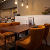 Cafe & Bar Euphoria - メイン写真:ついつい長居してしまう心地良いソファー席