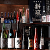 Sakenomi Nishikawa - メイン写真:日本酒各種：日々、1000銘柄以上が入荷します。