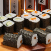 欣ずし - メイン写真:魚醤で食べる巻物寿司