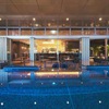 Poolside Restaurant WaterHole - メイン写真: