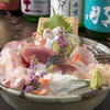 ウォーリー・クック - 料理写真:目にも鮮やか『本日の鮮魚のお造り』