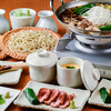 Kujiraya Isuzu An - メイン写真:もつ鍋含めたコース例