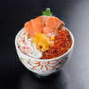 札幌海鮮丼専門店 すしどんぶり - メイン写真: