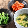 ジンギスカン 椿 - メイン写真:キムチ、こまつなナムル、たまごスープ