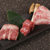 焼肉の三是 - メイン写真:神戸牛3種盛り