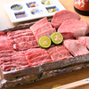 焼肉三日月 - メイン写真:厳選された質の良い黒毛和牛、ホルモン、希少部位
