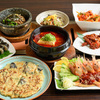 トトリ - 料理写真:韓国料理 ボタンエビのセウジャントトリ風、キンパ、石焼ビビンパ、チャプチェ、チヂミ、白菜コッチョリ、ケジャン、純豆腐チゲ