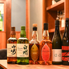 くずし割烹うしどき - メイン写真:厳選したお酒を取り揃えております