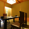 鰻 十和田 - メイン写真:4~8名様向けの完全個室。