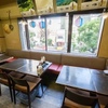 なんちち食堂 - メイン写真:テーブル席