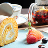 この時間カフェ - メイン写真:ロールケーキと紅茶