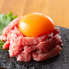 焼肉居酒屋みのわ - メイン写真:黒毛和種リブ芯ロースと紅豊卵