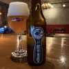 モッブスフェローズ - ドリンク写真:IWAMI BLUE BEER 「辨天娘　酒粕ホワイト」期間限定ビール。