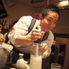 SAKE story - ドリンク写真:目の前で日本酒に炭酸ガスを注入！