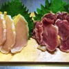 焼鶏処 ゑぼし - 料理写真:親鶏のもも肉＆むね肉のタタキ