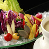 MEDUSA STAND - 料理写真:厳選野菜のバーニャカウダ　アンチョビクリームソース 1869円