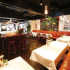 マザーエスタ - 内観写真:ゆったりとした席間の店内