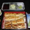 Unakichi - 料理写真:白焼き重(上うなぎ)です。わさび醤油やねぎなどの薬味と一緒にどうぞ。