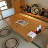 ぱいかじ - 内観写真:沖縄民家をイメージした座敷席は、アットホームで温かな癒しの空間。第二の実家のようにリラックスできますよ。