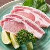 牛國 - 料理写真:幻の豚【ゴールデンポーク】（1200円）塩・わさびでどうぞ。是非一度食してください。