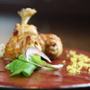 酉こう - 料理写真:京赤地鶏手羽元の炭火焼き